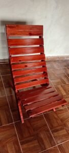 Silla Camastro Plegable de Madera Maciza Barnizada Color Caoba